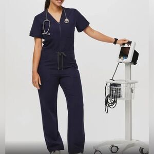 Figs Women's Navy Scrub Set